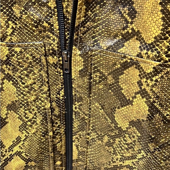 NWT BAUM UND PFERDGARTEN Yellow Snake Print Jacket - Picture 3 of 12